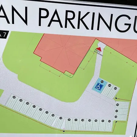 Sarenka アパート *